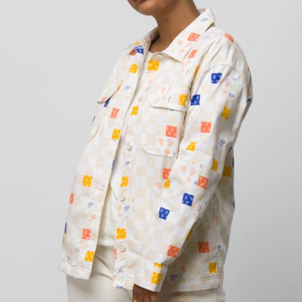 VANS NWT Anaheim Paisley Check Long Sleeve Buttondown‎ Top